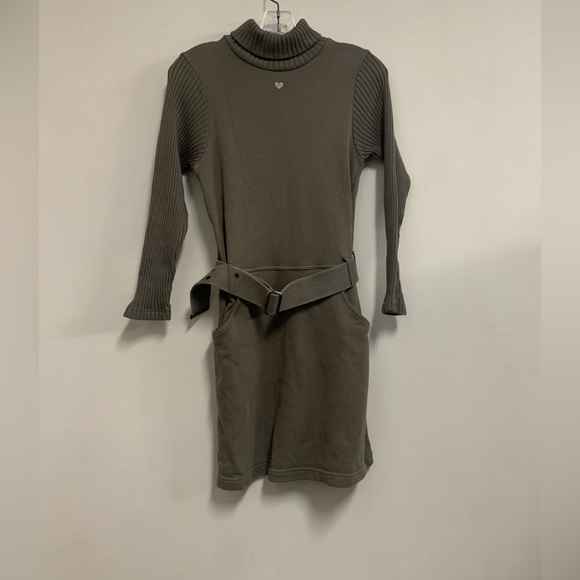 Lili Gaufrette Belted Dress - Picture 7 of 8